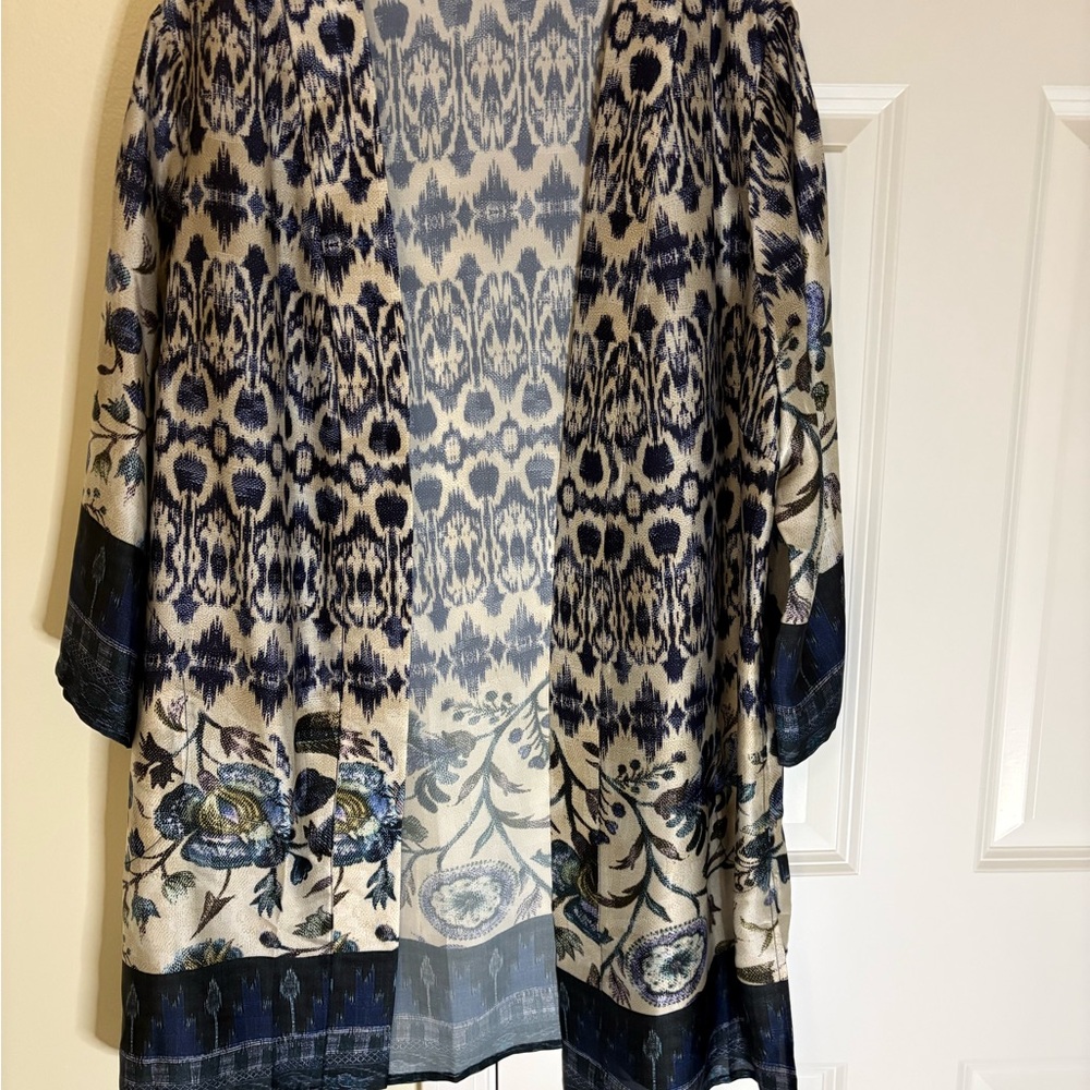Susan Graver Navy and Ivory Floral Duster